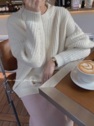 finnclassic白色圆领，宽松大毛衣，纯色慵懒套头加厚针织