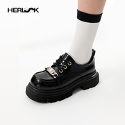 HERLOOK金属牌扣德比鞋女黑色复古英伦风通勤小皮鞋深口系带单鞋