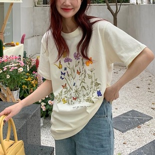 秋季上衣女韩版短袖纯棉个性，蝴蝶花朵印花中长款t恤女上衣潮