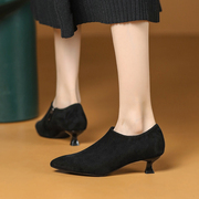 3公分小跟短靴女细跟秋冬法式黑色，绒面侧拉链深口单鞋低跟时装靴