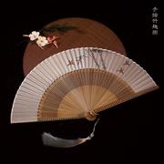 6寸丝绸中国风舞蹈扇易开合汉服折扇镂空柄，手绘竹扇流苏女