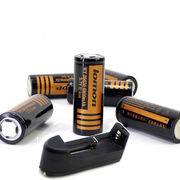 26650锂电池适用于强光手电电池26650充电电池动力型电池充电器电