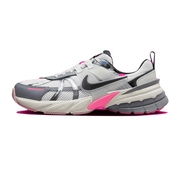 Nike/耐克V2K Run女款耐磨轻便透气休闲运动跑步鞋FZ5061-100