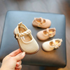 女宝宝镂空透气公主鞋夏季软底，防滑6-12个月，学步鞋子女童凉鞋不掉