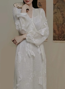 黛扇新中式24春秋针织连衣裙白色羊毛立体中国风刺绣优雅气质长裙