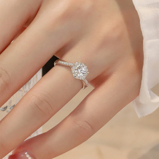 莫桑石钻戒925纯银戒指白金AU750铂金指环结婚求婚复古豪镶