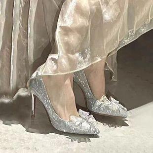 法式水晶鞋2023春秋，银色婚鞋水钻蝴蝶结，尖头高跟鞋细跟单鞋女