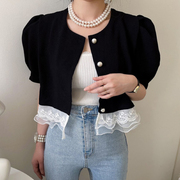 韩国chic夏季法式复古圆领珍珠，纽扣拼接花边泡泡袖短款衬衫上衣女