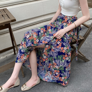碎花包臀裙女夏季2025新款波西米亚防晒沙滩裹裙一片式雪纺半身裙