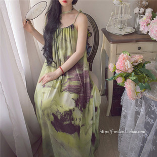 新中式连衣裙长裙国风水墨扎染秋香，绿雪纺吊带，绑带宽松大摆及脚踝