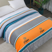 夏季珊瑚绒毯子铺床加厚床，单人午睡沙发，盖毯夏天空调毯法兰绒毛毯