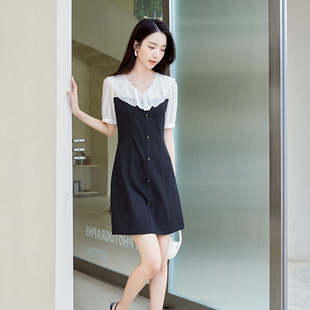 迪卡轩黑白拼色设计感花边，领口短袖中长款女士连衣裙夏季女裙