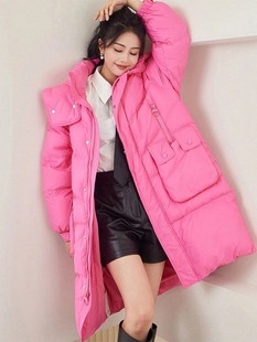 明星白鹿同款衣服粉红色，羽绒棉服冬女款2022年中长款保暖外套