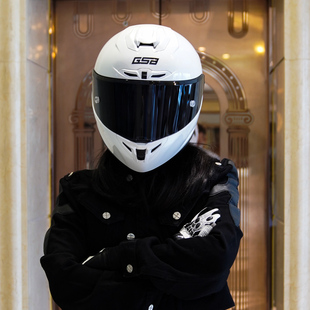 gsb摩托车头盔白色女款全盔男gsb361gt大尾翼仿赛复古机车摩雷士