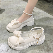 日系白色玛丽珍单鞋，女2023厚底珍珠小皮鞋，女蝴蝶结lolita鞋子