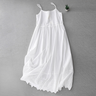 白色吊带连衣裙女2023夏季小清新纯棉无袖，刺绣拼接长裙打底裙