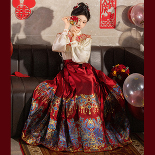 言然翠鸾订婚礼服新中式，红色马面裙日常套装，汉服女敬酒服