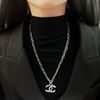 韩国双C珍珠钛钢项链女ins小众嘻哈设计感锁骨链气质秋冬毛衣链
