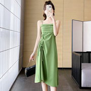 2023高级感茶歇绿色吊带连衣裙女法式小个子气质雪纺长裙子夏