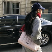 番薯欧尼自制韩版绗缝棉长肩带斜挎包日常通勤百搭款格子单肩包女