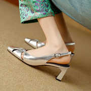 法式镂空包头凉鞋女夏季银色方头粗跟中跟单鞋配裙子气质名媛女鞋