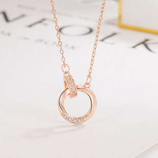 莫比乌斯双环镶钻项链18k玫瑰，金圆环(金圆环，)锁骨轻奢小众情侣礼物学生女