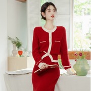 初秋女装中式小香风毛衣裙(毛衣裙，)红色针织连衣裙两件套独特别致外套