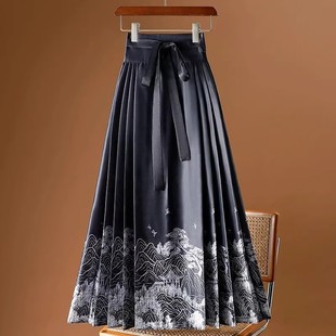 新中式马面裙小个子高级感古装中国风改良汉服，气质显瘦遮胯半身裙