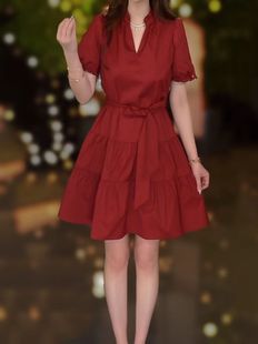 连衣裙女2024夏季歌家高级感通勤气质收腰棉布红色中长裙子