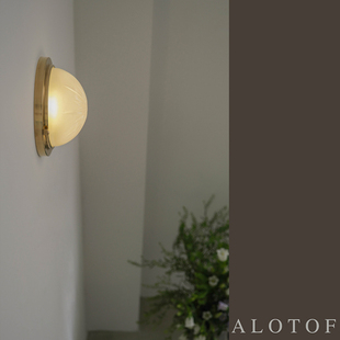 黄铜时代/ALOTOF 黄铜玻璃圆壁灯 卧室玄关走廊壁灯