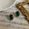 珠宝匣。复古vintage椭圆绿色，宝石古董气质优雅红色925银耳钉耳环