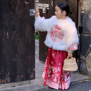 女童拜年服套装冬装中国风，汉服古装女夹棉皮草外套马面裙两件套