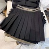 黑色高腰半身裙女秋装，韩版显瘦英文字母高腰，a字百褶裙短裙子