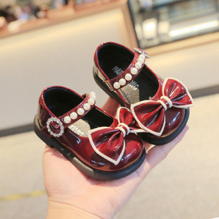春秋季女宝宝鞋子1一2周岁小童公主婴儿，小皮鞋防滑软底学步鞋