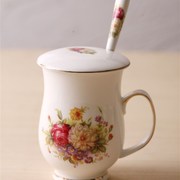 欧式陶瓷咖啡杯带盖子，带勺水杯茶杯描金l高档骨瓷，咖啡杯情侣办公