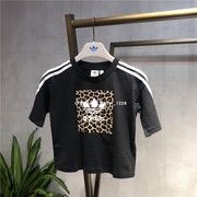 adidas三叶草胸前豹纹印花logo女子短款短袖T恤GT5222