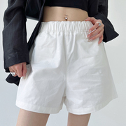 白色高腰短裤女夏装2023年显瘦高级感日系别致夏季热裤潮