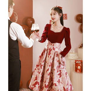 敬酒服新娘酒红色平时可穿小个子冬季女出阁宴提花礼服订婚连衣裙