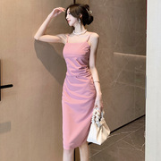粉色吊带连衣裙长款收腰长裙子气质级感包臀，开叉抹胸连衣裙性感