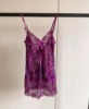迷人的危险深紫色蕾丝绑带性感半透视吊带睡裙韵味紫