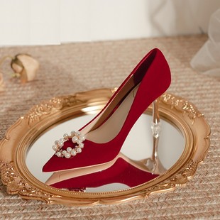 法式红色婚鞋不累脚高级感气质细跟公主新娘，中式婚礼敬酒服高跟鞋
