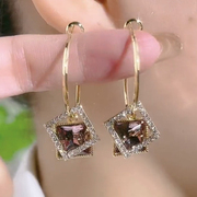 大耳圈方形水晶耳环时尚显气质，小众耳饰简约设计感银针耳钉女韩国