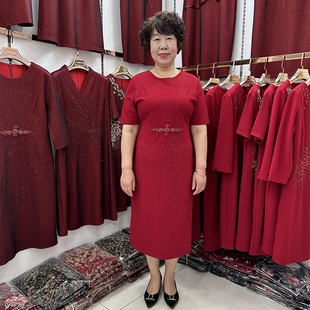 高端红色裙子2023妈妈参加婚礼连衣裙高贵旗袍平时可穿夏天短袖