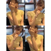 韩版嫩黄色针织短袖t恤女春夏季气质修身显瘦打底衫chic上衣