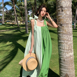 绿色吊带连衣裙波西米亚海边度假沙滩，裙女小众复古裙子夏长裙