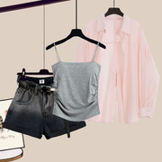 粉色长袖薄款防晒衬衫，女夏季2024修身背心，吊带设计感牛仔短裤