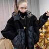 22年时尚短款菱形格，蝙蝠袖减龄羊毛呢拼接羽绒服，女立领外套潮