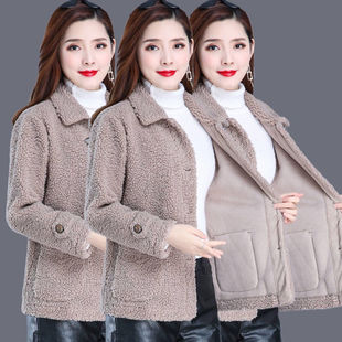 妈妈秋冬装大码短款羊羔毛皮毛外套中年女韩版洋气加厚颗粒绒上衣