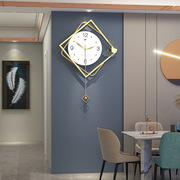 蝴蝶挂钟客厅金色简约时钟挂墙创意，墙贴家用静音，钟表壁式装饰挂表