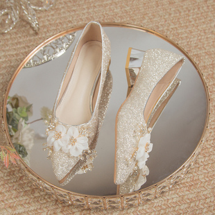 银色新娘鞋婚鞋2023年粗跟高跟鞋女孕妇不累脚主婚纱水晶单鞋